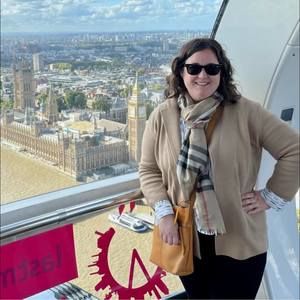 Meet your Posher, Lori